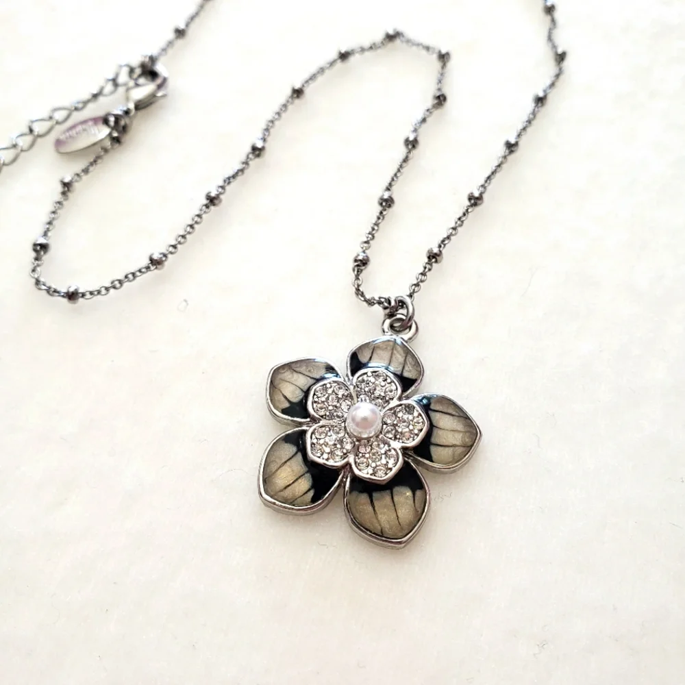 LIA SOPHIA Silver Tone Enamel Flower Rhinestones Faux Pearl Necklace - Picture 2 of 8